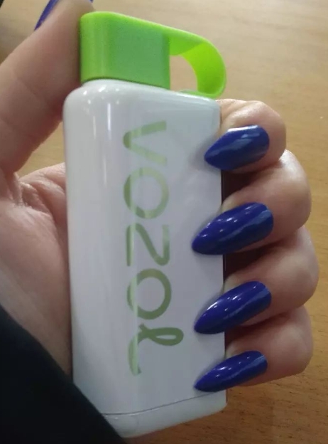 تجربة جديدة: اكتشف عالم السجائر الإلكترونية المبتكرة في الكويت